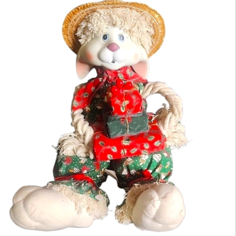 HOUSE OF LLOYD Christmas Around The World “ Floyd” Bunny 1994 With Hat & Gifts